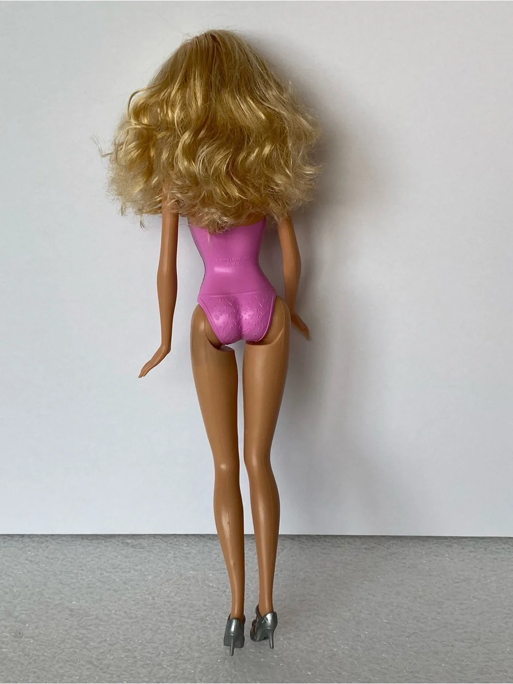 Barbie Dazzling Princess 2010 Series Mattel Doll Pink Glitter Strapless Bodice